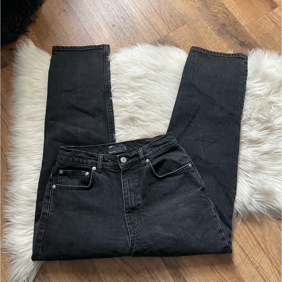 ASOS | High Rise Slim Fit Mom Jeans In Washed Black - Picture 2 of 4